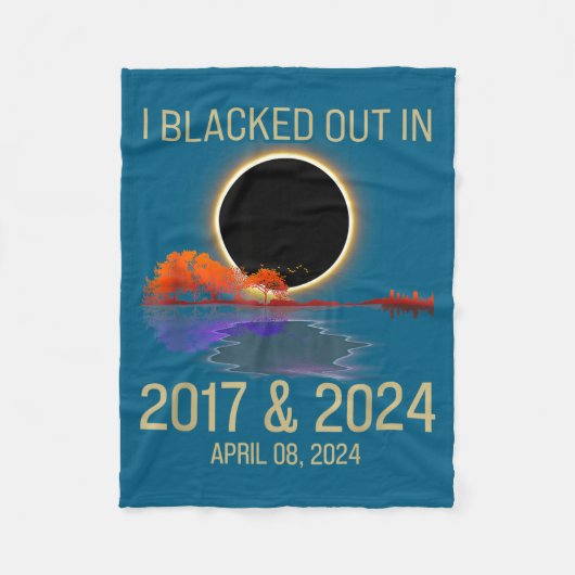 Blacked Out 2017 Total Solar Illustration フリースブランケット (正面)