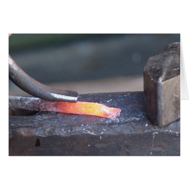 Blacksmith at Work (正面横)