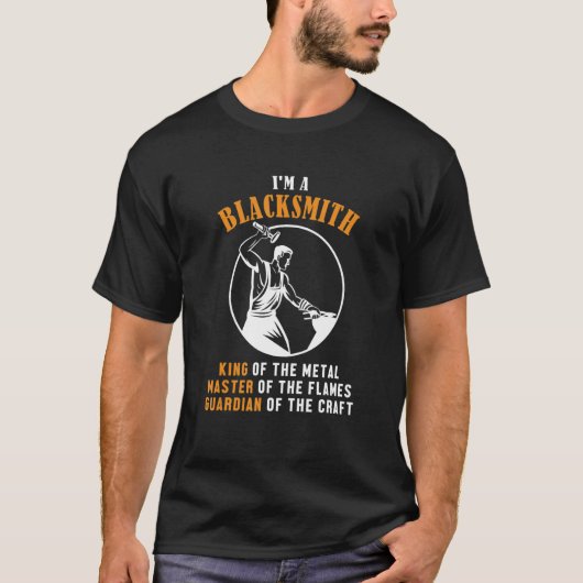 Blacksmith King Master Guardian Anvil Forging Blac Tシャツ (正面)
