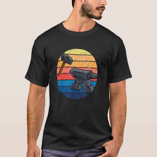 Blacksmith Vintage Blacksmithing Goldsmith Craft A Tシャツ (正面)