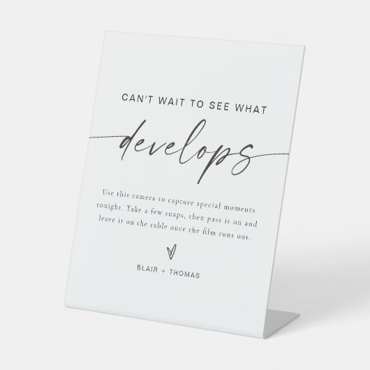 BLAIRミニマリストが何が発展するか見るのを待ち遠しがる 台座サイン (正面)