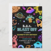 Blast Off Space Birthday Neon Outer Space Kids 招待状 (正面)