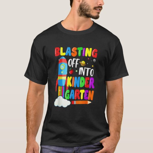 Blasting Off Into Kindergarten Back To School Boys Tシャツ (正面)