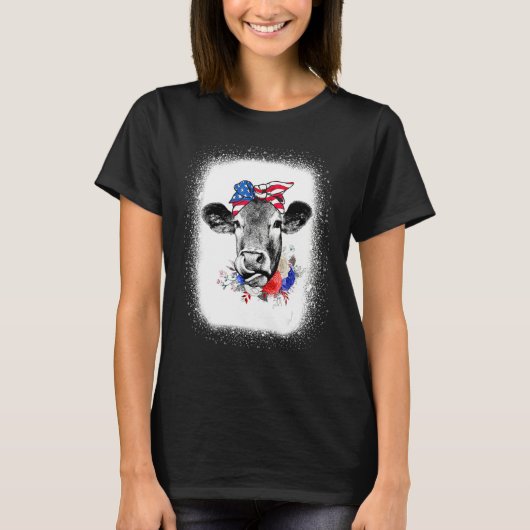Bleached Highland Cow American Flag Patriotic 4th  Tシャツ (正面)