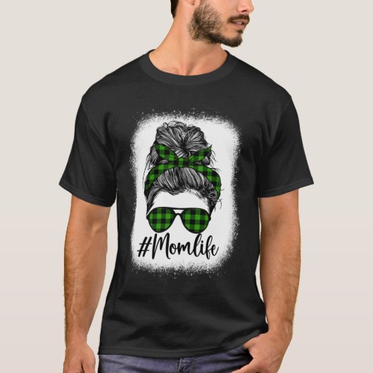 Bleached Messy Bun Mom Life Plaid Green Print Moth Tシャツ (正面)