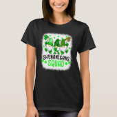 Bleached Shenanigans Squad St Patrick's Day Gnomes Tシャツ (正面)