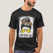 Bleached Softball G-Ma Life Leopard Messy Bun Moth Tシャツ (正面)