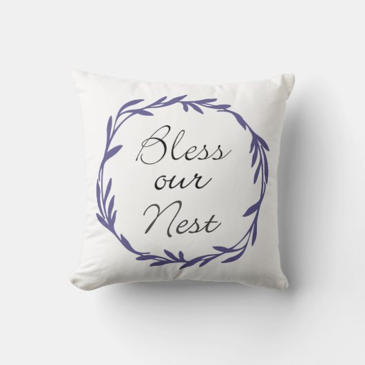 Bless Our Nest with Wreath Throw Pillow クッション (正面)