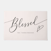Blessed Blush Pink Heart Typography ドアマット (正面)