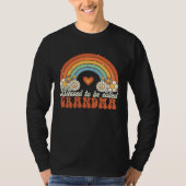 Blessed To Be Called Grandma Groovy Rainbow Mother Tシャツ (正面)
