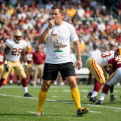 Blind Referee with Guide Dog Sports Humor Tシャツ