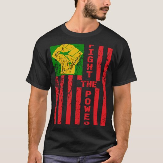 BLMは権力と闘う人種的な社会正義パン・アフリ Tシャツ (正面)