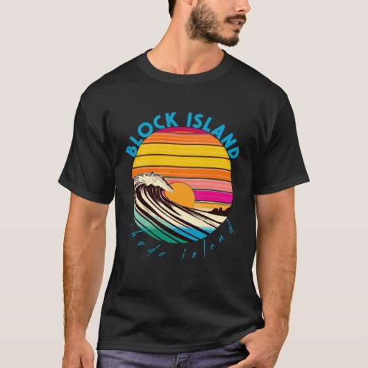 Block Island Retro 1980s Style Rhode Island Beach Tシャツ (正面)