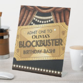 Blockbuster映画をテーマにした誕生日デザイン 台座サイン (インサイチュ)