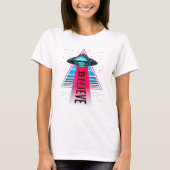 Blockchain Or Crypto Or Etherum Millionaire Or Ali Tシャツ (正面)