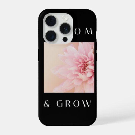 Bloom & Grow ソフトピンク フラワー iPhone 15 iPhoneケース (裏面)