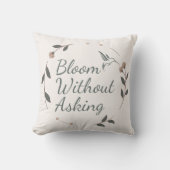 Bloom Without Asking Botanical Pillow クッション (正面)