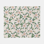 Blooming Lilies in Ivory Green フリースブランケット (正面(横))