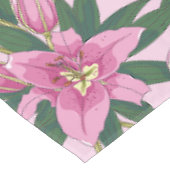 Blooming Lilies in Pastel Pink  テーブルクロス (アングル)