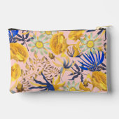 Blooming Mystical Floral Monogram Beige アクセサリーポーチ (裏面)