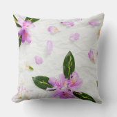 Blossom Haven:フローラ要素で宇宙を向上 クッション (正面)