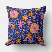 Blossoms in the Breeze 20x20 Throw Pillow クッション (正面)