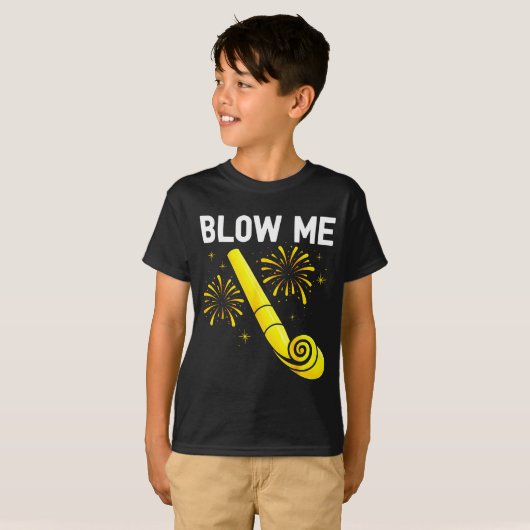 Blow Me Fireworks Countdown Happy New Year 2026 Co Tシャツ (正面フル)