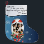 BLUE ADD YOUR DOG Photo and Name 親愛 Santa ラージクリスマスストッキング<br><div class="desc">ブルーフォトクリスマスストッキングデザイン – あなたの犬のクリスマスストッキング – あなたの犬の写真のためのグラデーションの青い背景と楕円形のフレーム，リボンを結んだキャンディーケーンの枝の底で – このクリスマスストッキングは子供のような手の書です書：サンタ私は良い小さな犬だった親愛。私のストッキングをドギーのグッズで満たしてください。愛（そして、あなたの犬の名前に署名）</div>