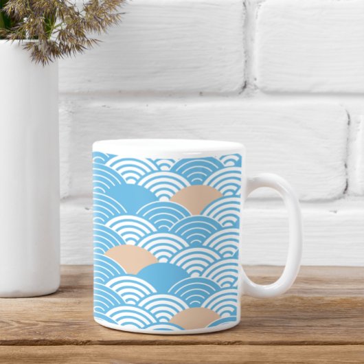 Blue and Beige Japanese Wave Pattern  コーヒーマグカップ
