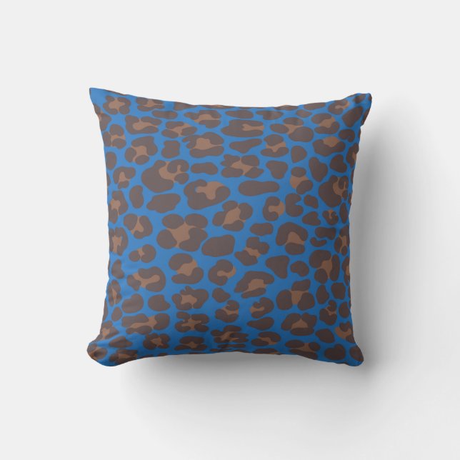 Blue and Brown Leopard Print Outdoor Pillow | Mode アウトドアクッション (正面)