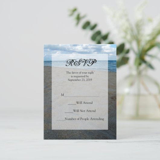 Blue and Brown Sands ~ビーチ結婚式RSVP返信 インビテーションポストカード (スタンド正面)