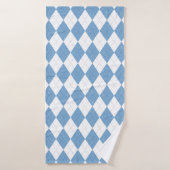 Blue and White Argyle Diamond Geometric Pattern バスタオル (バスタオル)