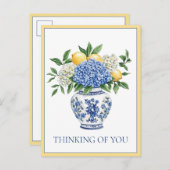 Blue and White Chinoiserie Vase With Hydrangeas ポストカード (正面/裏面)