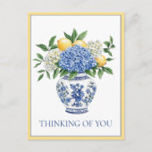 Blue and White Chinoiserie Vase With Hydrangeas ポストカード (正面)