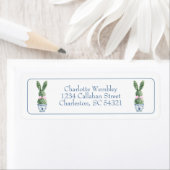 Blue and White Chinoiserie With Rabbit Topiaries ラベル (インサイチュ)