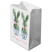 Blue and White Chinoiserie With Rabbit Topiary ミディアムペーパーバッグ (裏面アングル)