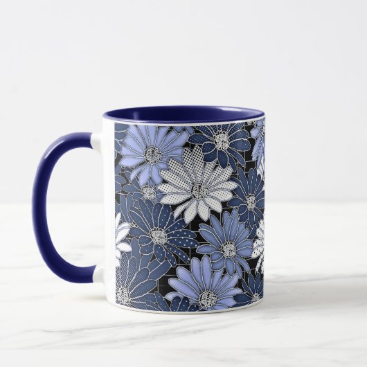 Blue and white daisy pattern マグカップ (左)