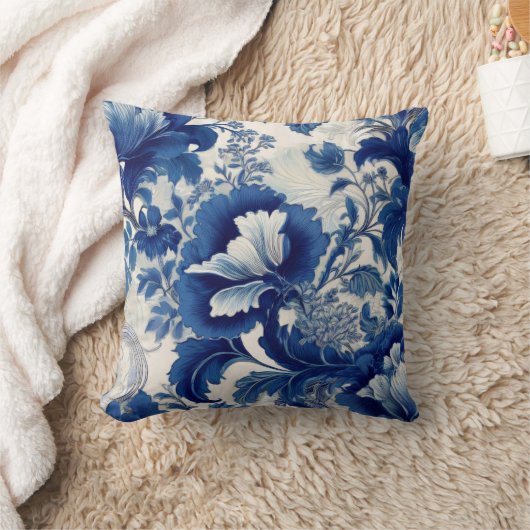 Blue and white floral throw pillow クッション (ブランケット)