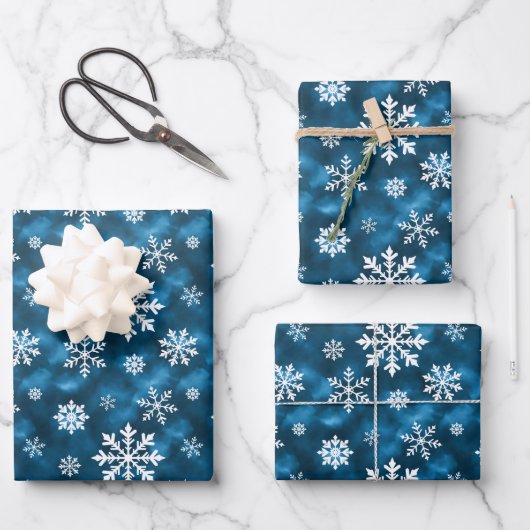 Blue And White Winter Snowflakes Pattern ラッピングペーパーシート (正面)