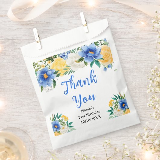 Blue and Yellow Floral Birthday Thank You フェイバーバッグ (クリップ留めされた状態)