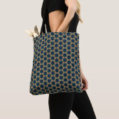 Blue and yellow floral patterned Tote トートバッグ (クローズアップ)