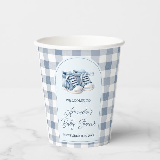 Blue Baby Shoes Gingham Boy Booties Baby Shower 紙コップ (正面)