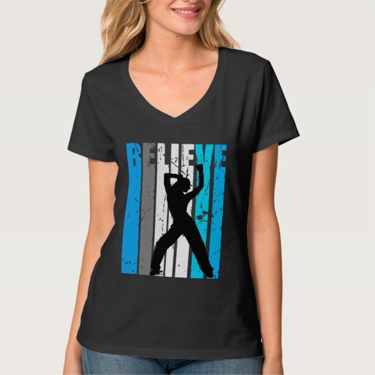 Blue Believe Dance Motivational Girls Team Retro Tシャツ (正面)