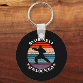 Blue Belt Level Unlocked Achievement Karate Keep T キーホルダー (正面)