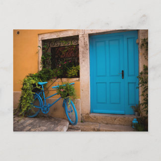 Blue Bicycle and Door in Summer ポストカード