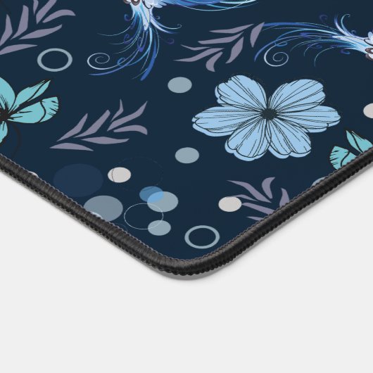 Blue Birds and Floral Harmony Seamless Pattern デスクマット (コーナー)