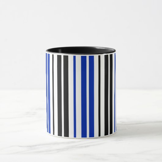 Blue Black White Stripes Pattern Design  マグカップ (中央)