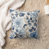 Blue Bloom Reverie – Floral Duvet Cove Accent  クッション (ブランケット)