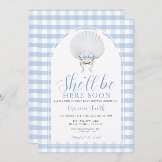Blue Bow She'll Be Here Soon Sea Shell Baby Shower 招待状 (正面/裏面)