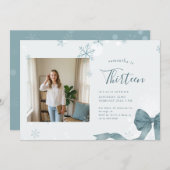 Blue Bow Winter Girl Photo 13th Birthday Party 招待状 (正面/裏面)